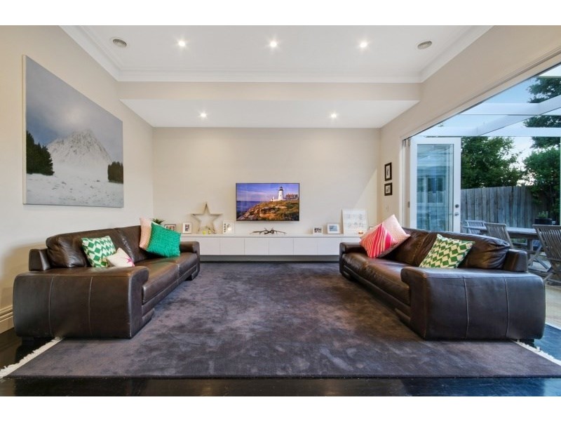 14 Bourke Crescent, Geelong VIC 3220
