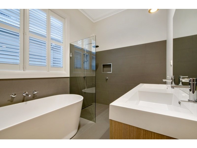 14 Bourke Crescent, Geelong VIC 3220