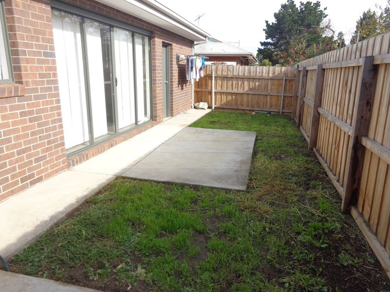 6 Salvia Street, Norlane VIC 3214