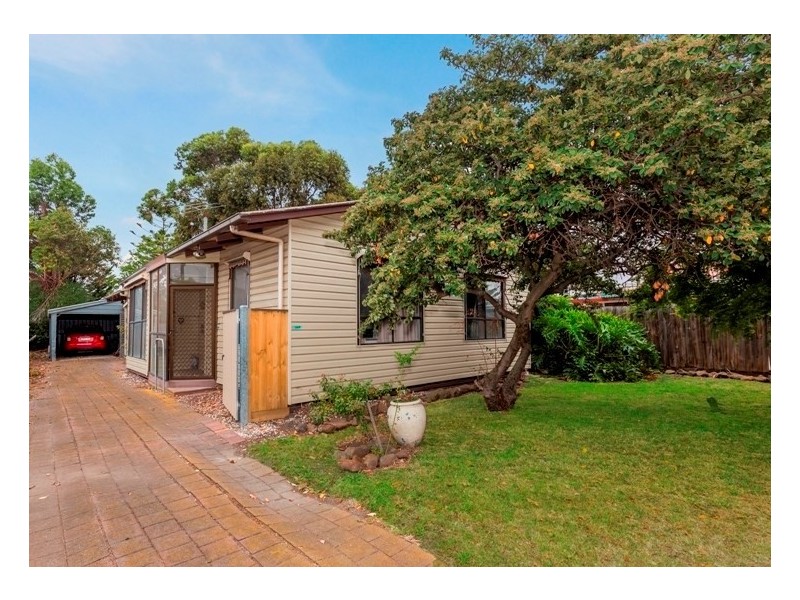 1 Rose Avenue, Norlane VIC 3214