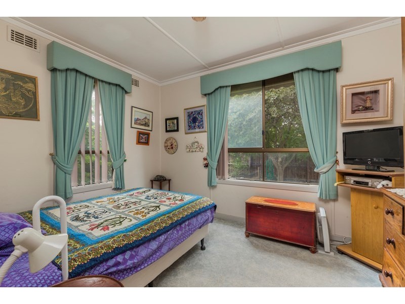 1 Rose Avenue, Norlane VIC 3214