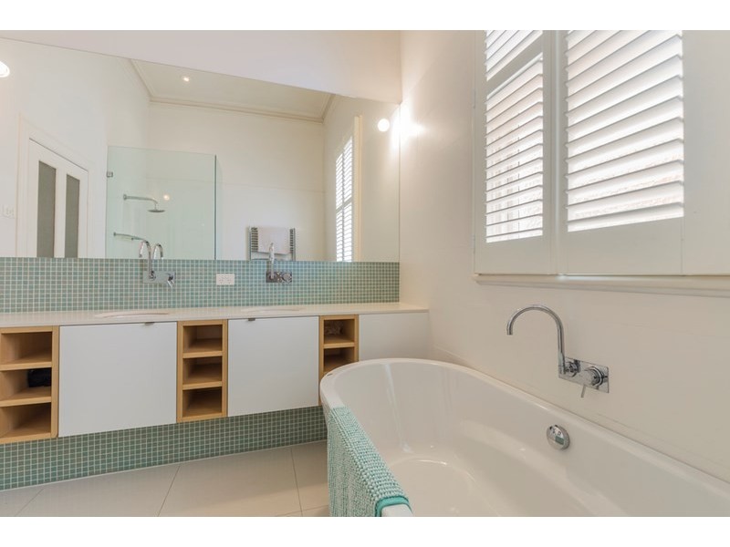 31 The Esplanade, Geelong VIC 3220