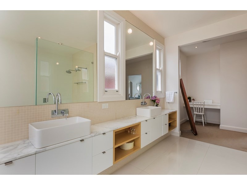 31 The Esplanade, Geelong VIC 3220