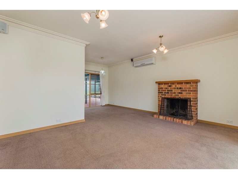 79 Glastonbury Drive, Highton VIC 3216