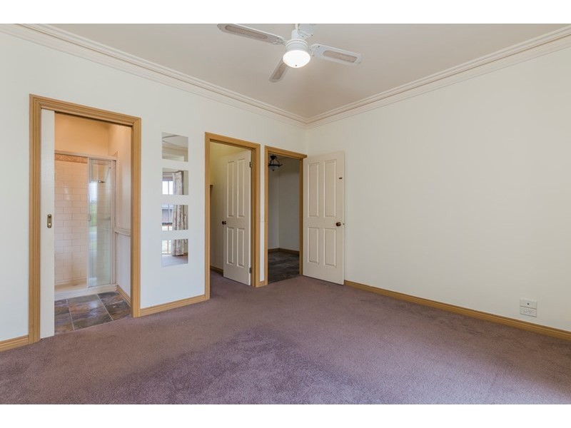 79 Glastonbury Drive, Highton VIC 3216
