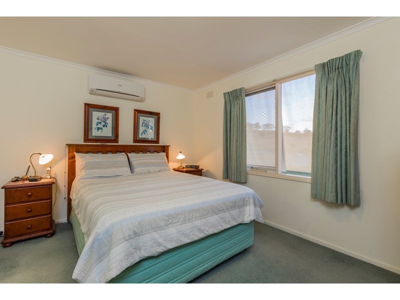 32 Challambra Cresent, Highton VIC 3216