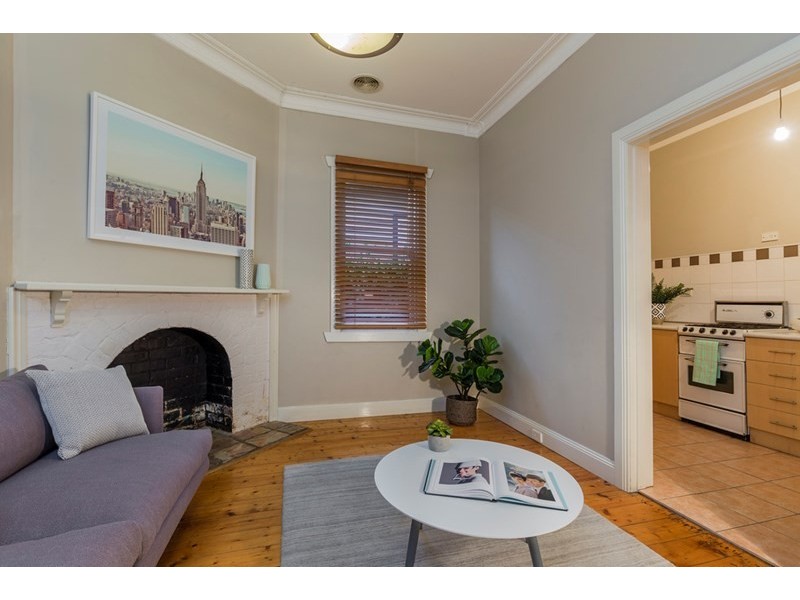 18 Crofton Street, Geelong West VIC 3218