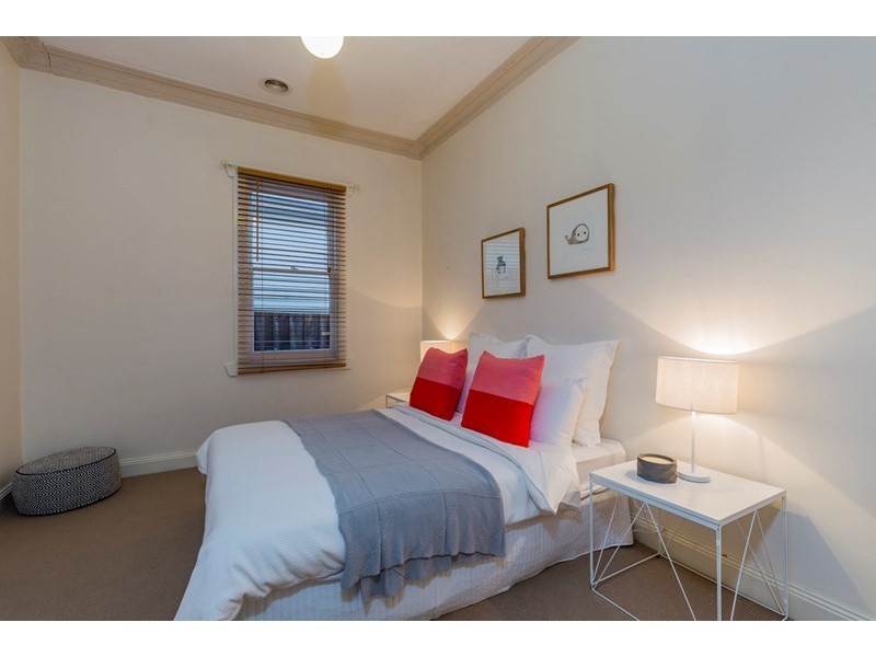 18 Crofton Street, Geelong West VIC 3218