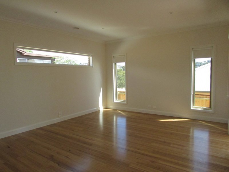 1/260 Roslyn Road, Highton VIC 3216