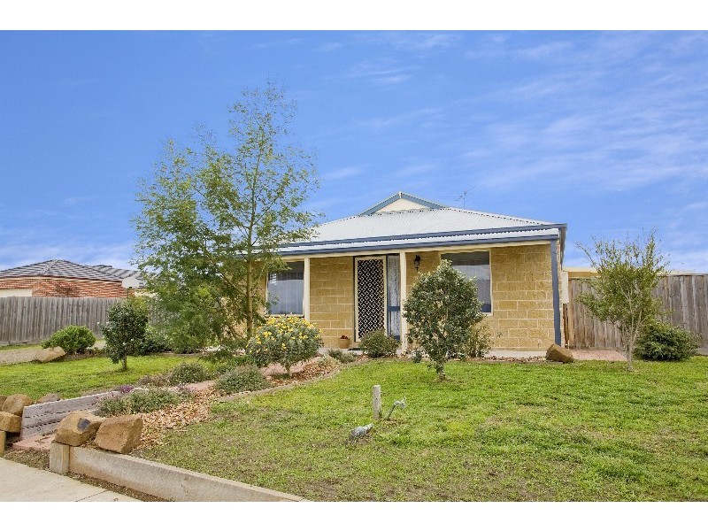 22 Greenfield Drive, Moriac VIC 3240
