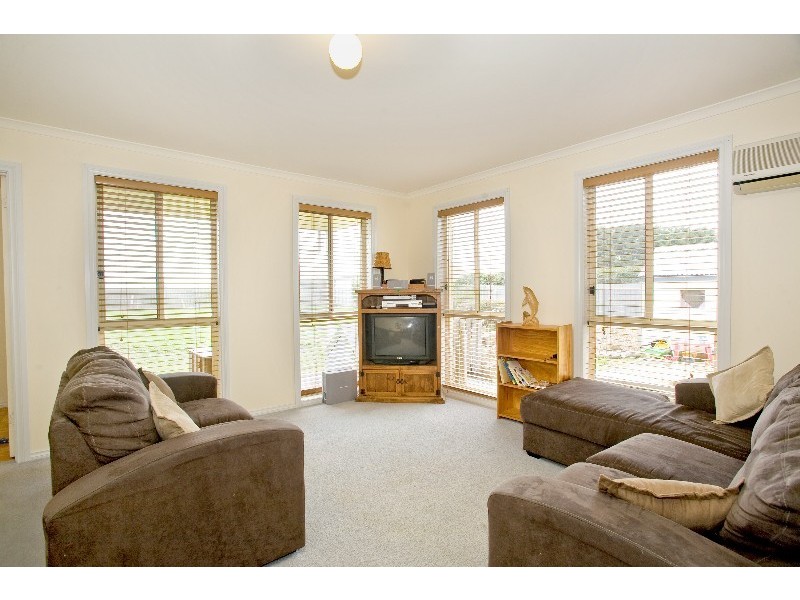 22 Greenfield Drive, Moriac VIC 3240