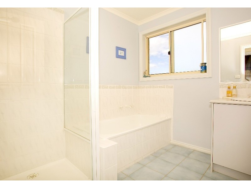 22 Greenfield Drive, Moriac VIC 3240