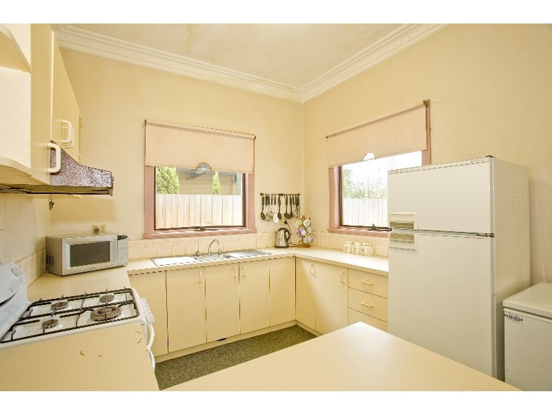 9 Guthrie Street, North Geelong VIC 3215