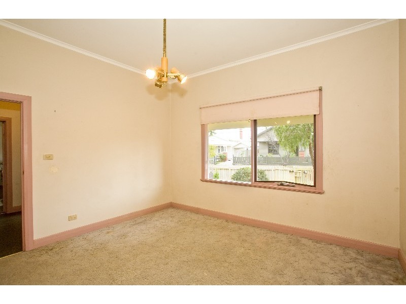 9 Guthrie Street, North Geelong VIC 3215