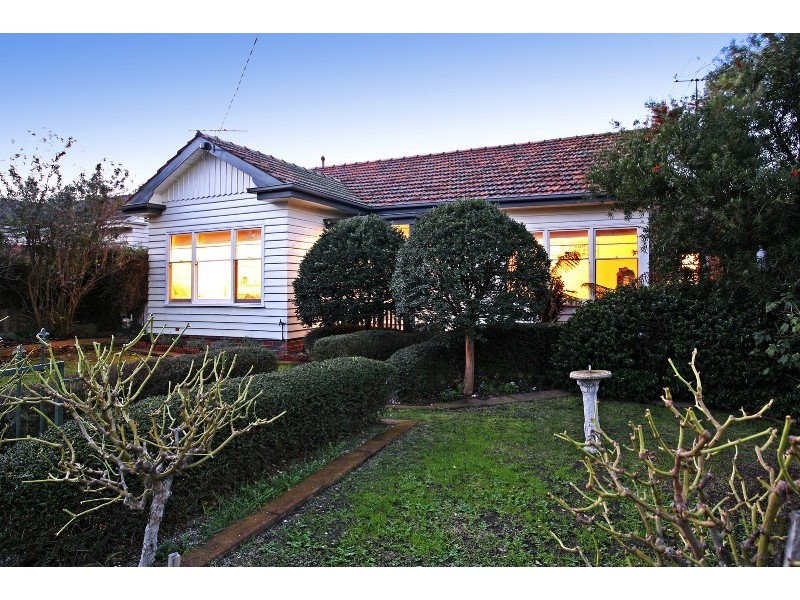 18 Orr Street, Manifold Heights VIC 3218