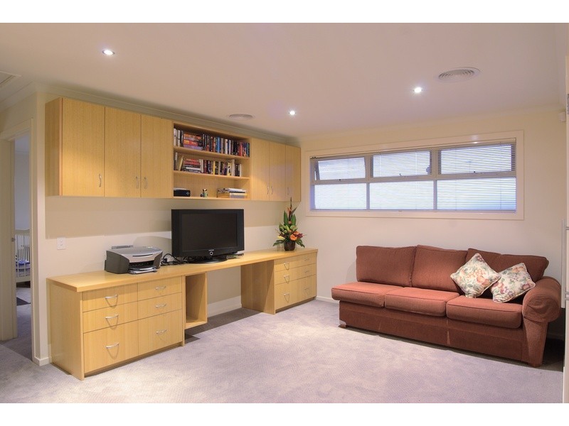 1 Bond Street, Newtown VIC 3220