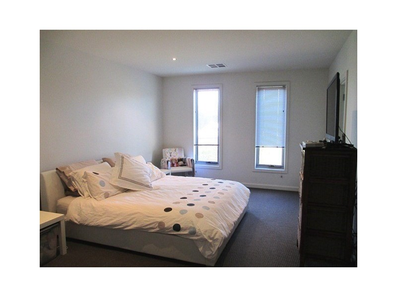 8/40 Percy Street, Newtown VIC 3220