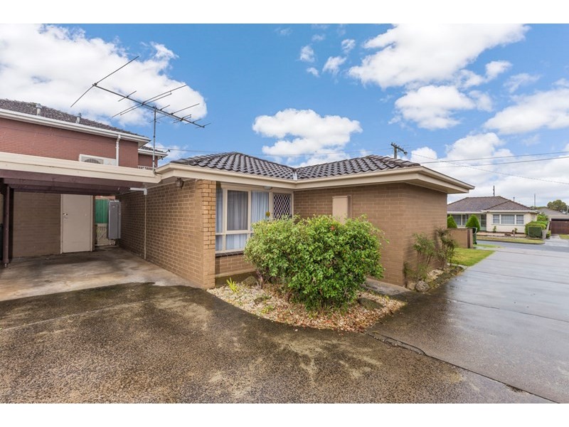 1/14 Hennessy Avenue, Herne Hill VIC 3218