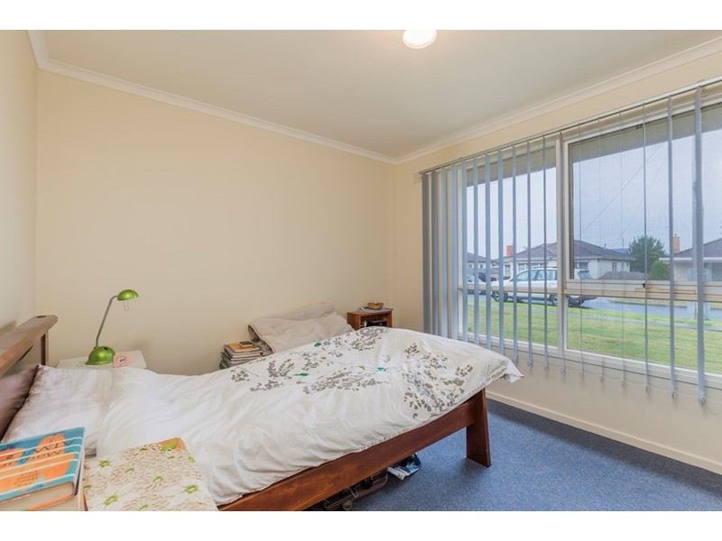 1/14 Hennessy Avenue, Herne Hill VIC 3218