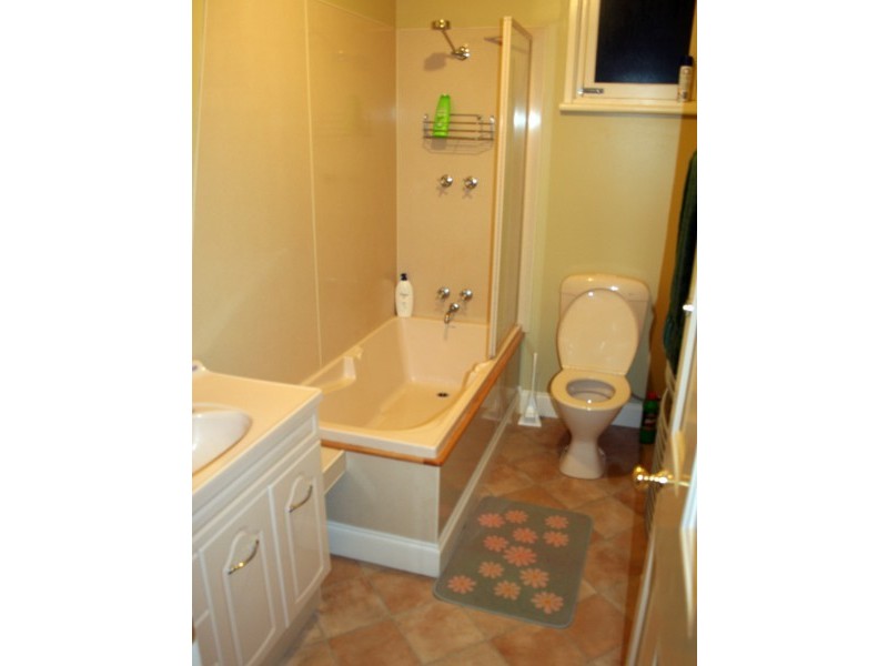 11B Pevensey Street, Geelong VIC 3220