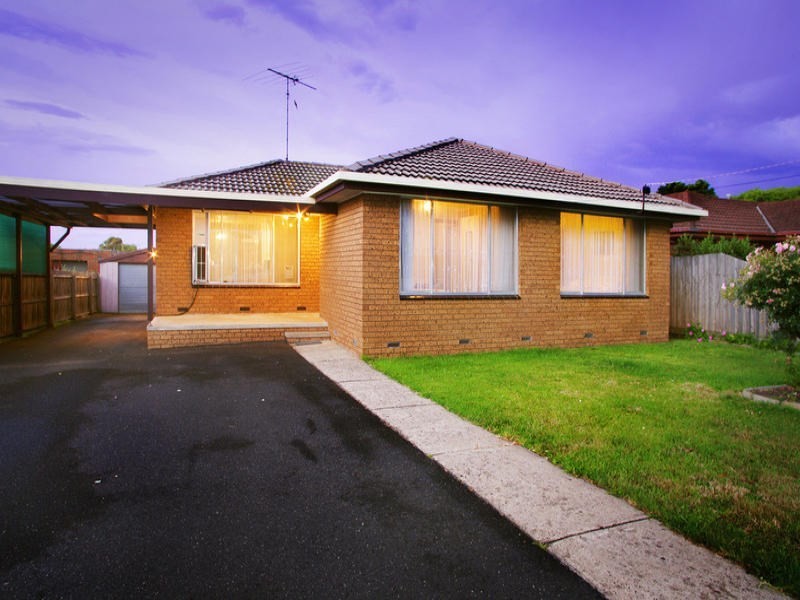 16 Mandama Avenue, Grovedale VIC 3216