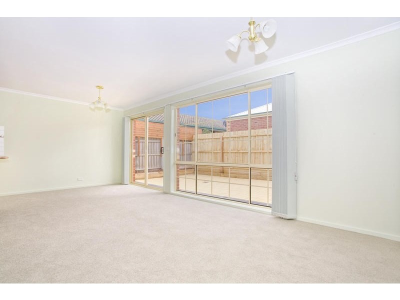 2/9 Heyers Road, Grovedale VIC 3216
