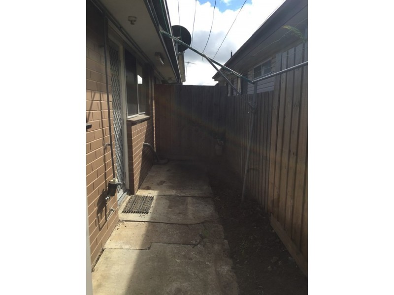 1/35-37 Rix Street, Herne Hill VIC 3218