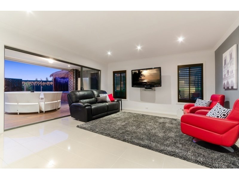 59 Woolondoon Drive, Highton VIC 3216