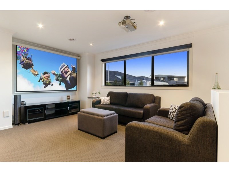 59 Woolondoon Drive, Highton VIC 3216