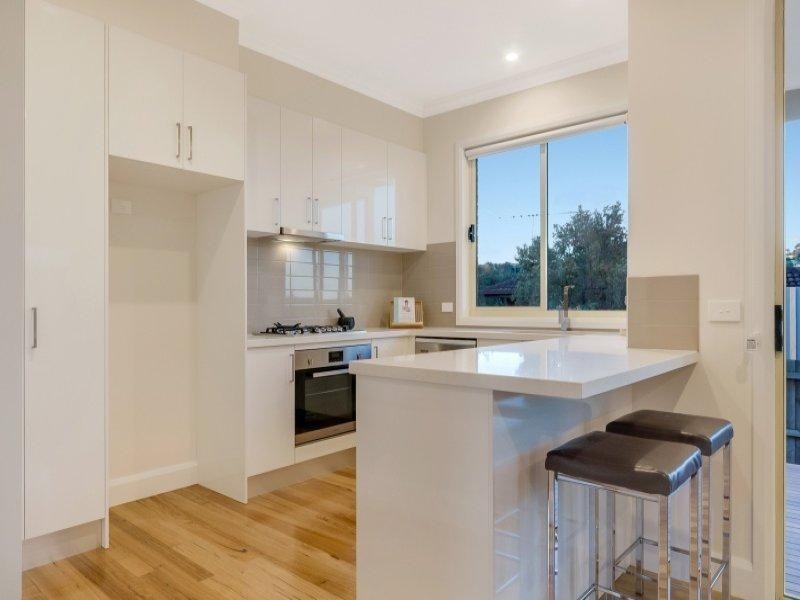 3/260 Roslyn Road, Highton VIC 3216