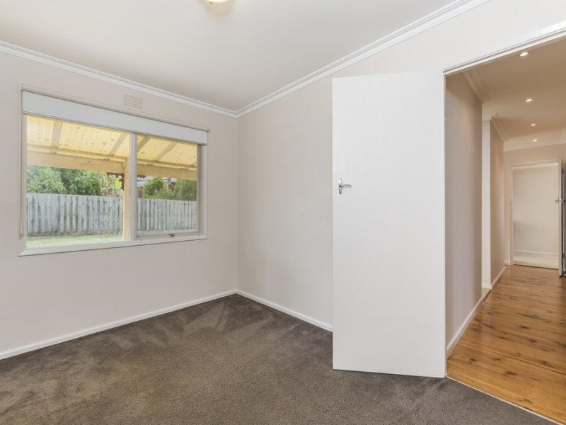 46 Cambra Road, Belmont VIC 3216