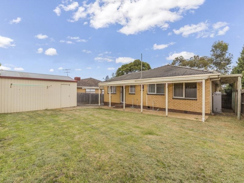 46 Cambra Road, Belmont VIC 3216