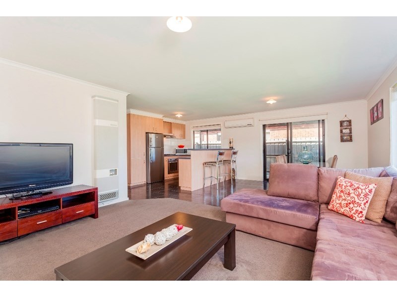 61 Hewitt Drive, Grovedale VIC 3216