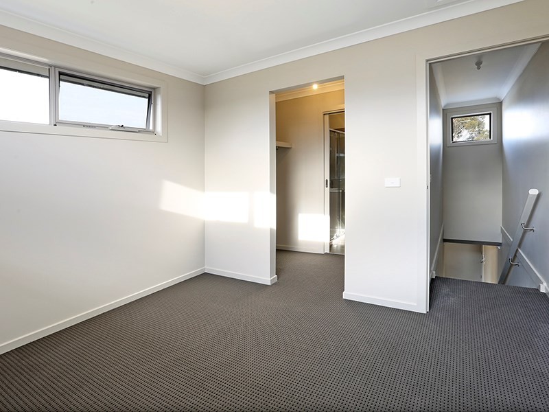 2/273 Princes Highway, Corio VIC 3214