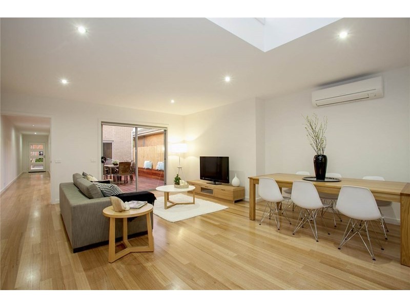 5B College Court, Newtown VIC 3220