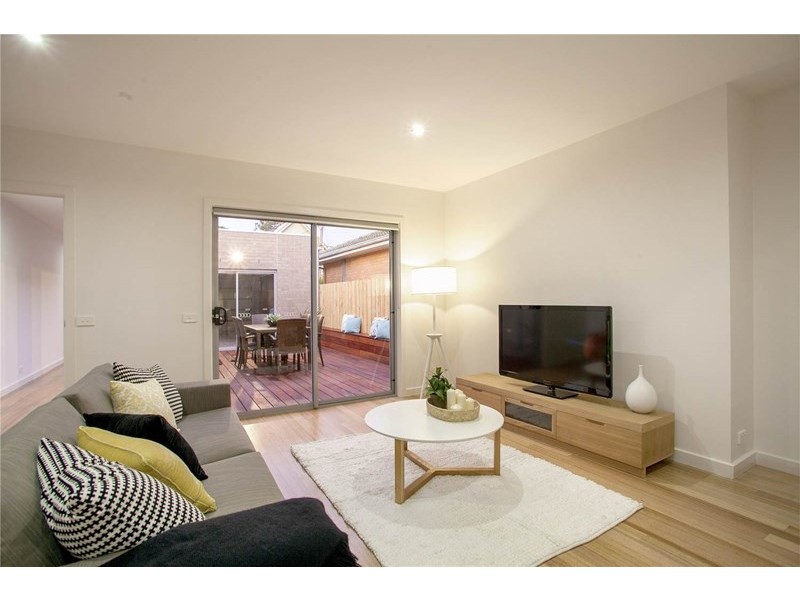 5B College Court, Newtown VIC 3220