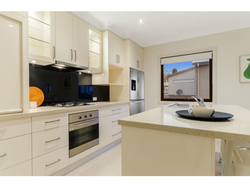 2/20 Upper Skene Street, Newtown VIC 3220