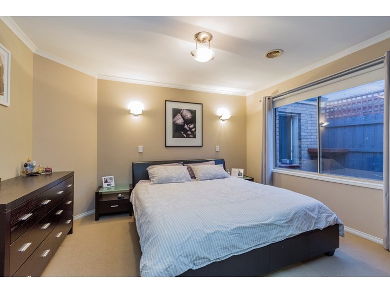 7-9 Cedarville Close, Highton VIC 3216
