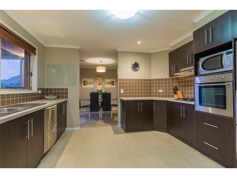 7-9 Cedarville Close, Highton VIC 3216