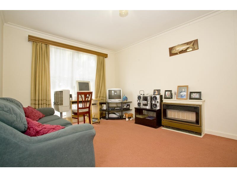 102 Robin Avenue, Norlane VIC 3214