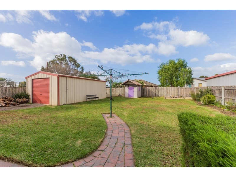 7 Bingara Avenue, Norlane VIC 3214