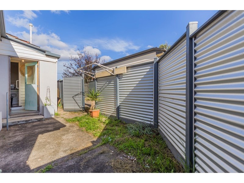 80a Vines Road, Hamlyn Heights VIC 3215
