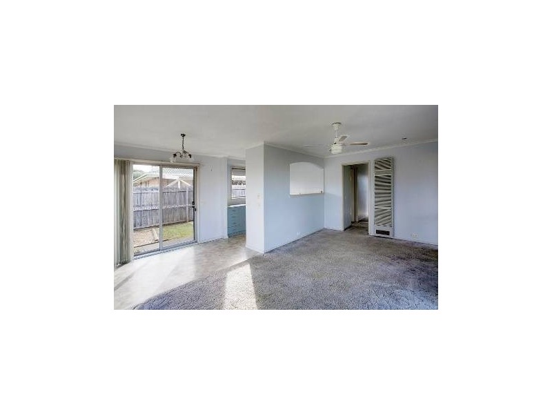 1 Nireeda Close, St Albans Park VIC 3219