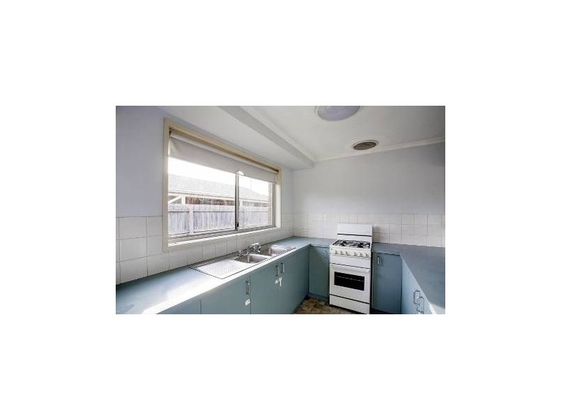 1 Nireeda Close, St Albans Park VIC 3219