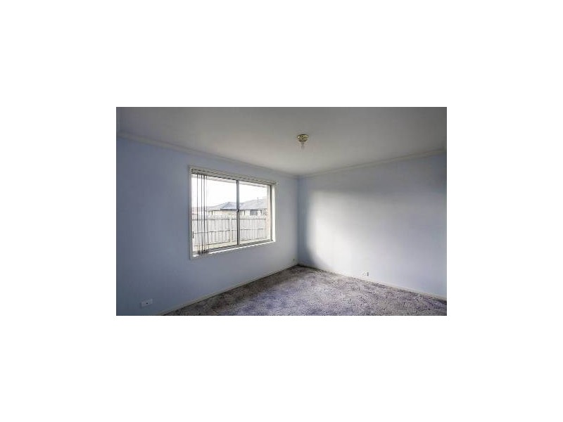 1 Nireeda Close, St Albans Park VIC 3219