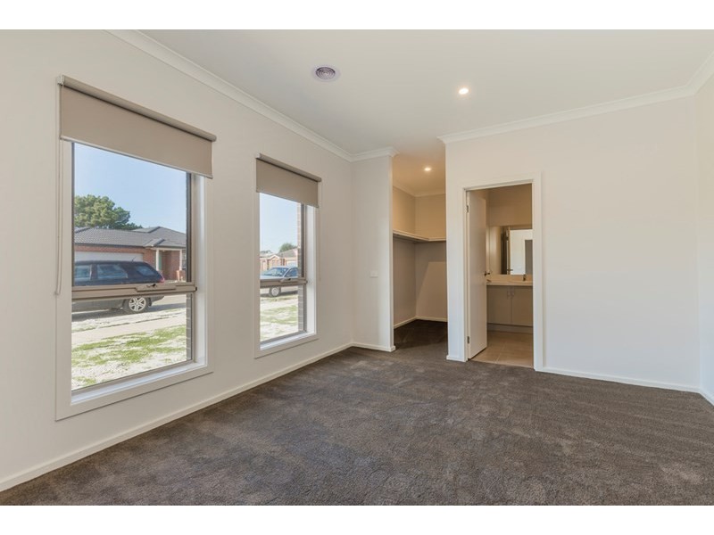 20 Glendale Drive, Leopold VIC 3224