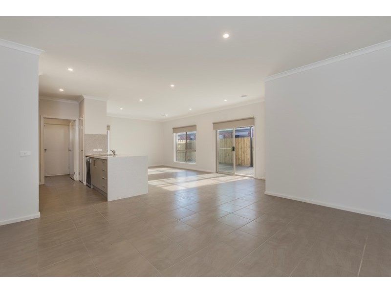 20 Glendale Drive, Leopold VIC 3224