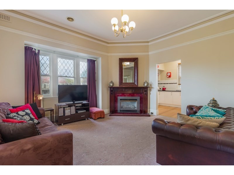 151 Aberdeen Street, Newtown VIC 3220