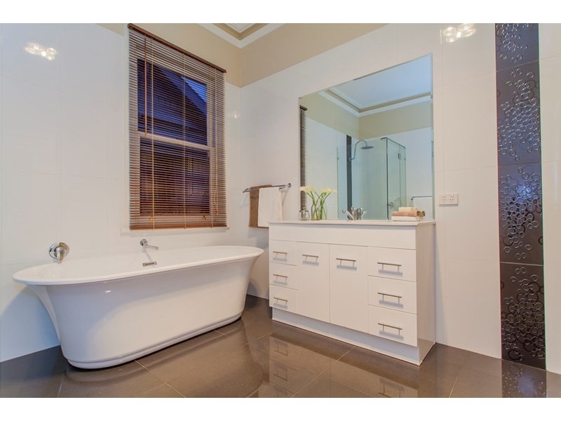 151 Aberdeen Street, Newtown VIC 3220