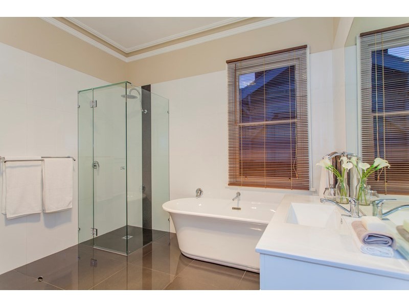 151 Aberdeen Street, Newtown VIC 3220